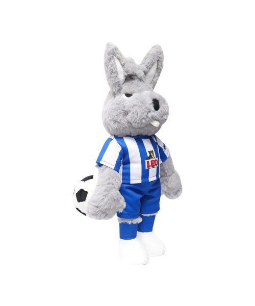 Alternative view of BGPU THE RABBITS MAN DOLL2025/26